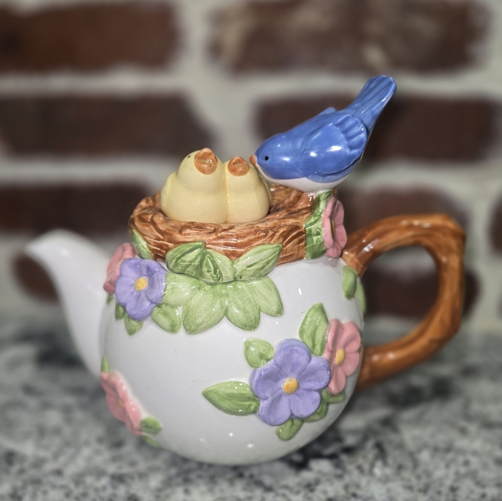 Vintage Teleflora Teapot